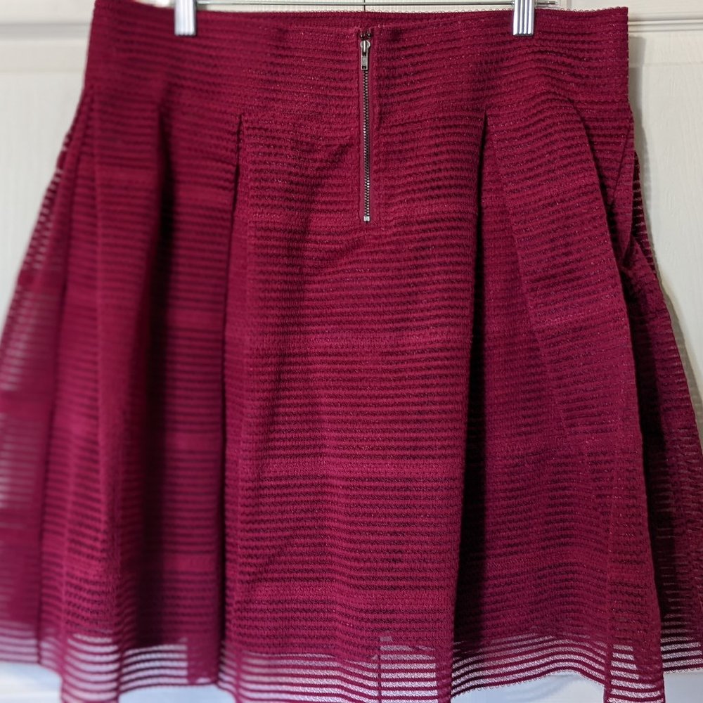 TORRID Pink/Red Textured Pleated Skater Skirt Size 2